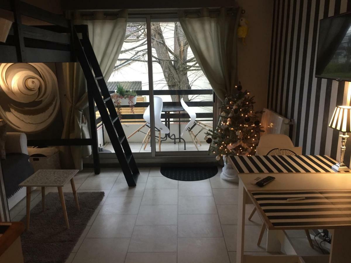 Ferienwohnung Proche de la mer 2 adultes et 2 enfants Houlgate Exterior foto